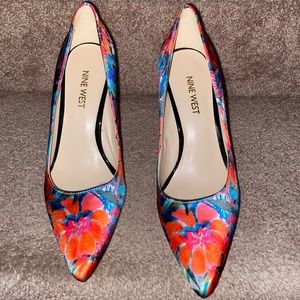 Super cute Nine West pumps